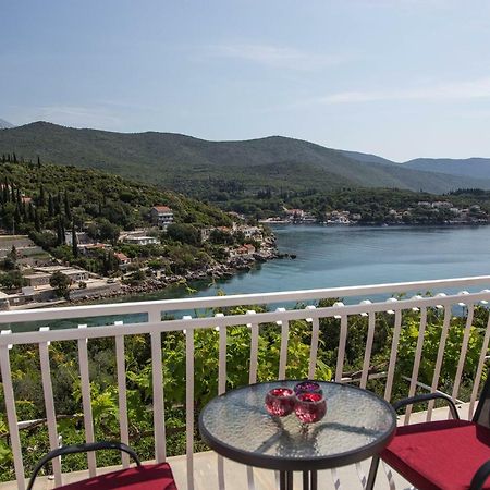 Marivo Guest House Molunat Exterior foto